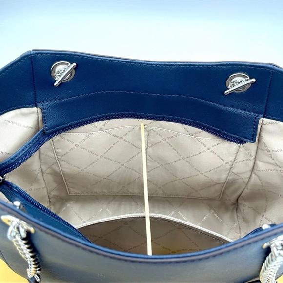 Michael Kors Large Chain Shoulder Tote Bag Navy - Picture 7 of 10